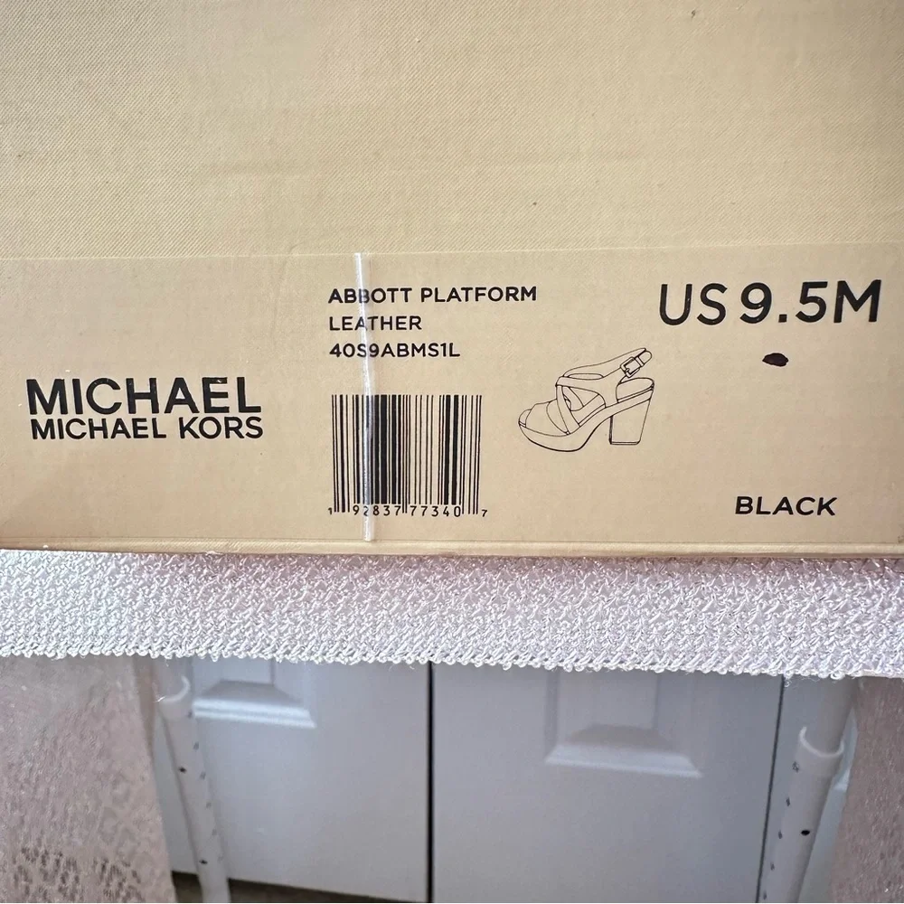 Michael Kors Abbott Black Leather Platform Sandals Size 9.5